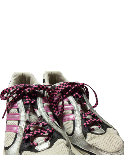 SO191 B-P Check Shoe Laces w-shoes close 600